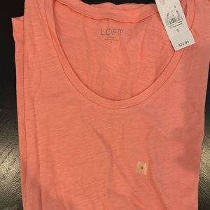 Loft coral tee size small